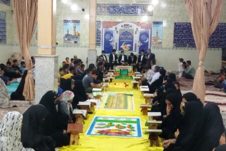 برگزاری محفل انس باقرآن کریم باتلاوت سفیران کریمه اهل بیت درروستای شیخ حسین چرام+تصاویر