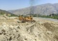 عملیات خاک برداری و حذف نقاط حادثه خیز چات باریک جوخانه-محور چرام سادات+تصاویر